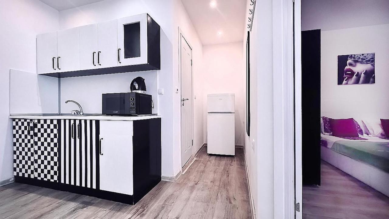 Private Apartment With Parking And Pool Balchik Luaran gambar