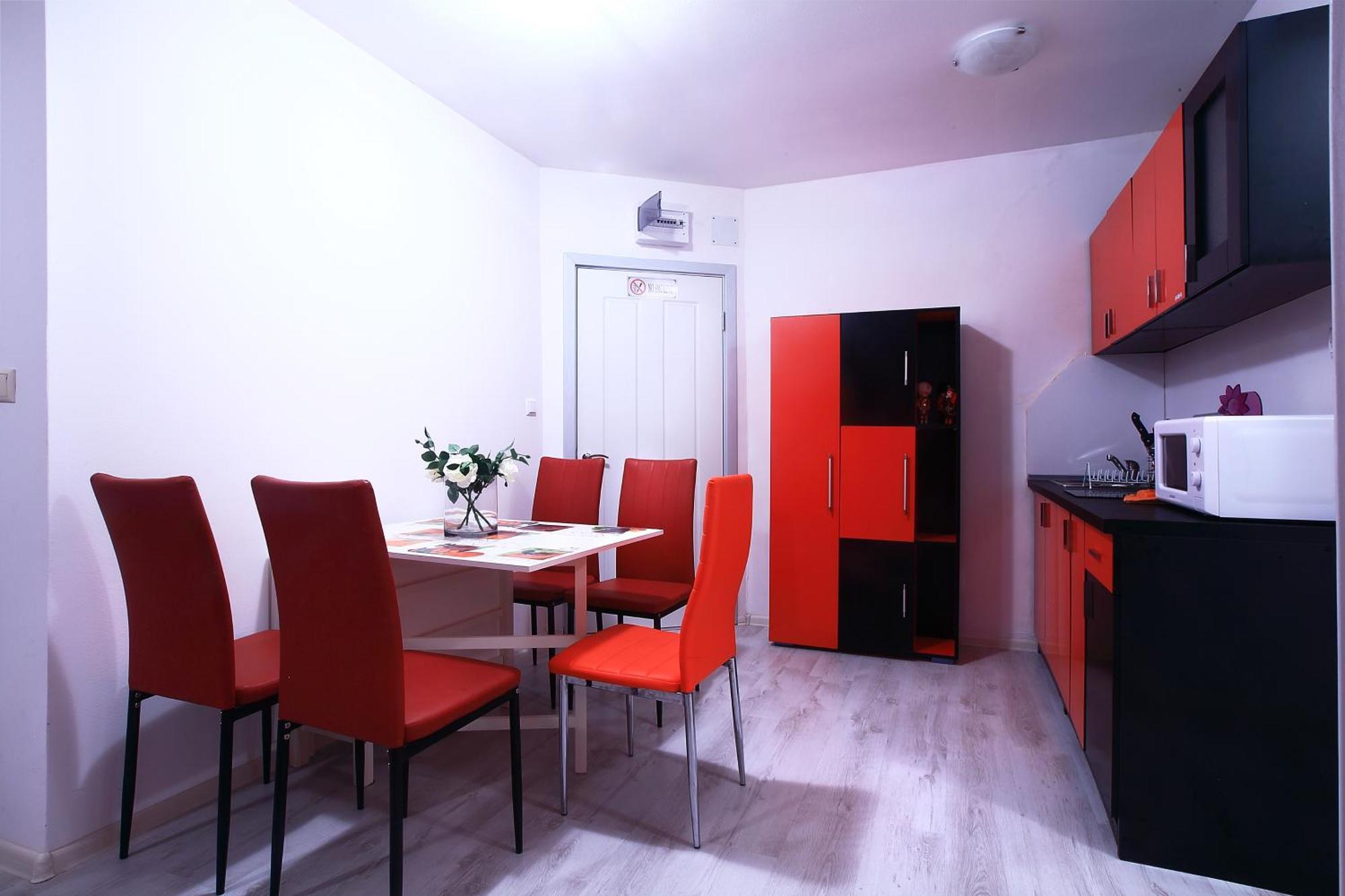 Private Apartment With Parking And Pool Balchik Luaran gambar