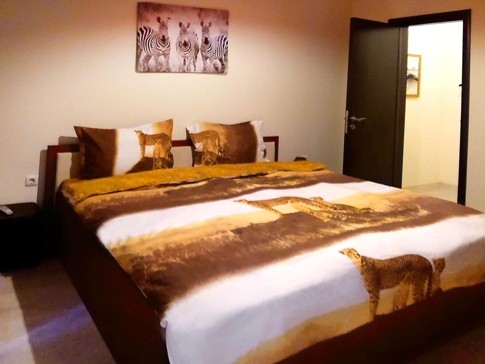 Private Apartment With Parking And Pool Balchik Luaran gambar