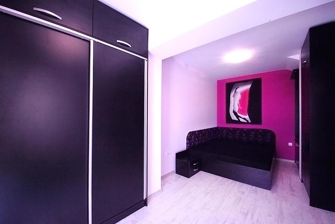 Private Apartment With Parking And Pool Balchik Luaran gambar